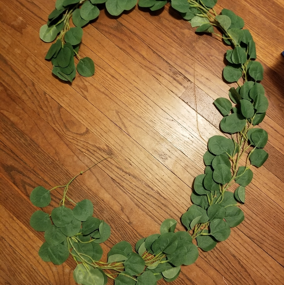 Faux eucalyptus garland x 8